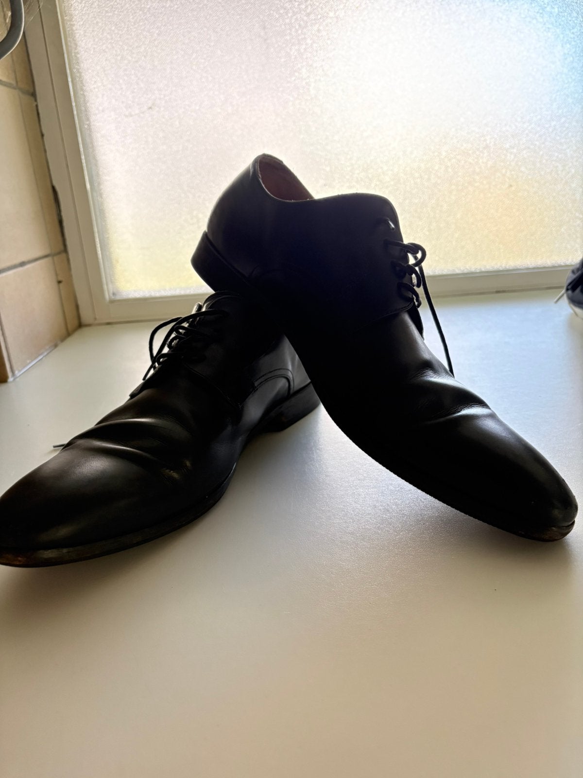 Chaussures habillées homme en cuir noir – Style classique, Sport en Fitness, Ophalen of Verzenden, Zo goed als nieuw, Schoenen