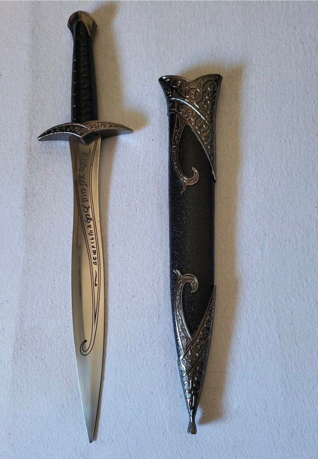 Frodo's dolk replica LOTR, Collections, Enlèvement ou Envoi, Neuf, Réplique