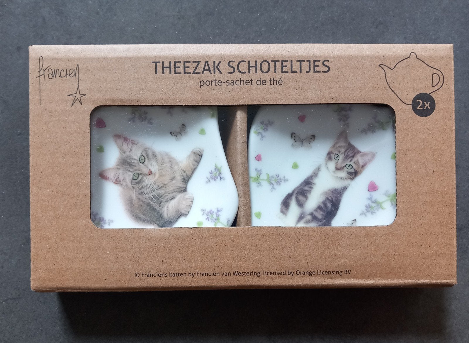 Francien - service pour chats - scellé -> 2€, Hobby & Loisirs créatifs, Enlèvement, Boîte