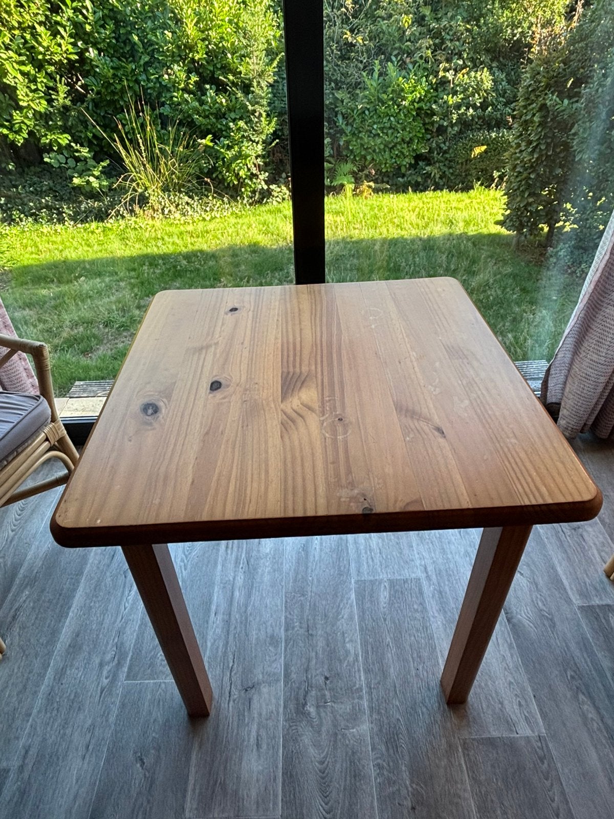Vierkant grenen tafel 80x80, Huis en Inrichting, Ophalen, Zo goed als nieuw, Vierkant