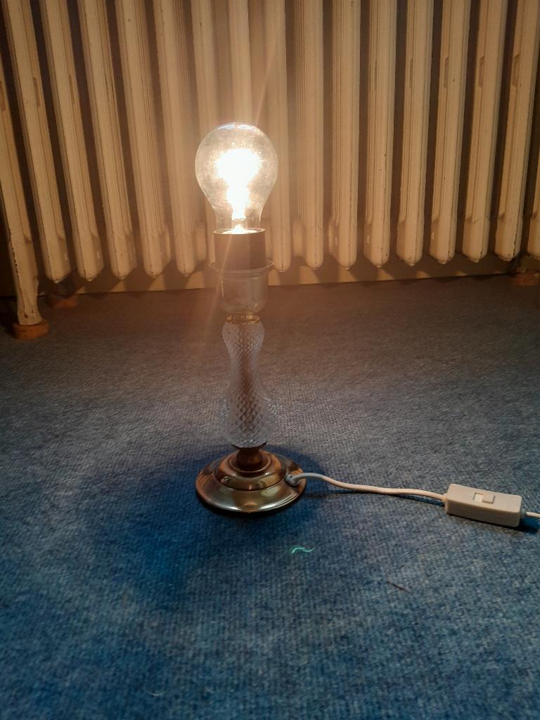 Lampe en verre et cuivre ( sans abat-jour), Enlèvement, Verre