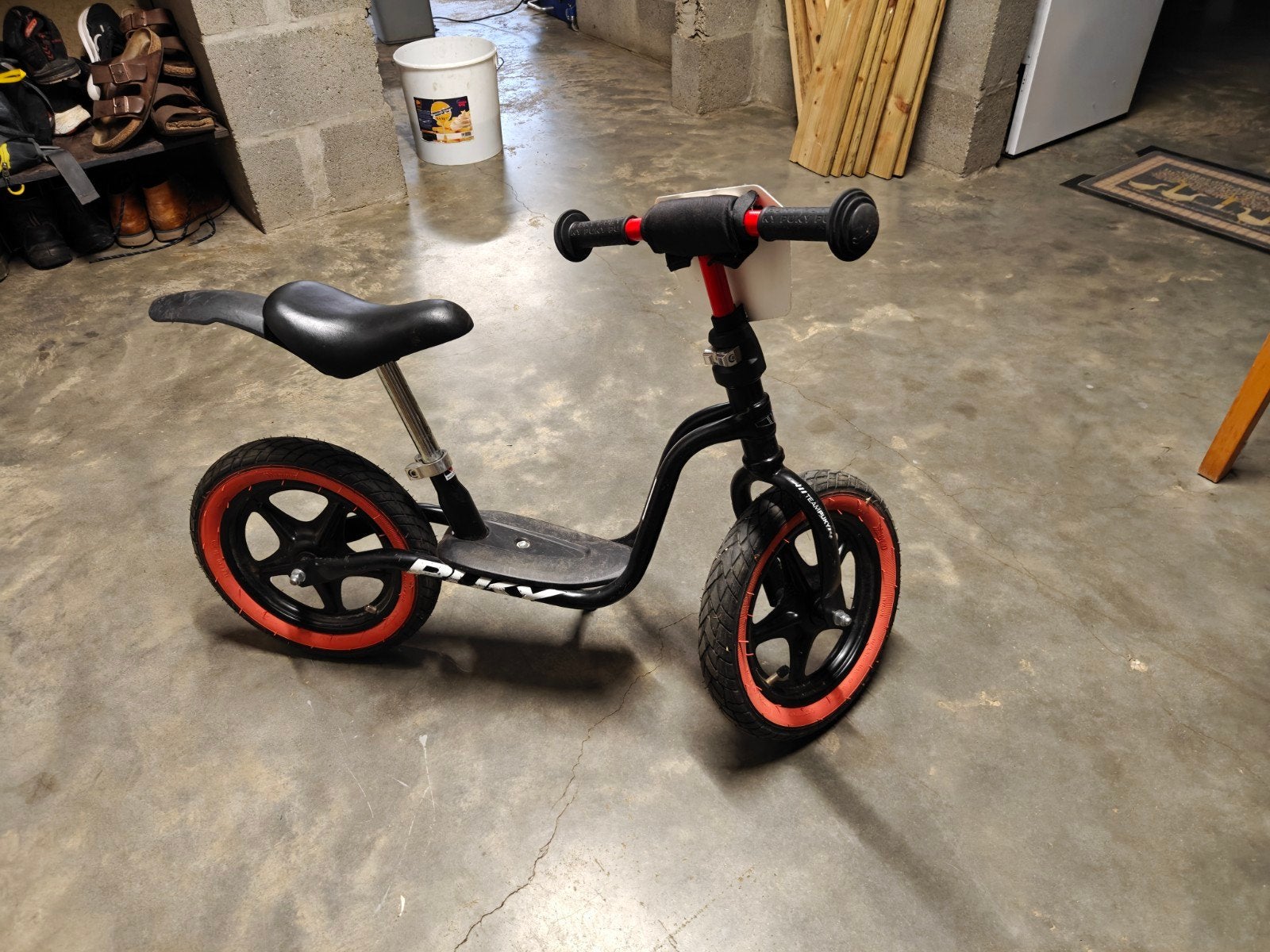 loopfietsje pukky, Fietsen en Brommers, Ophalen, Zo goed als nieuw, Pucky