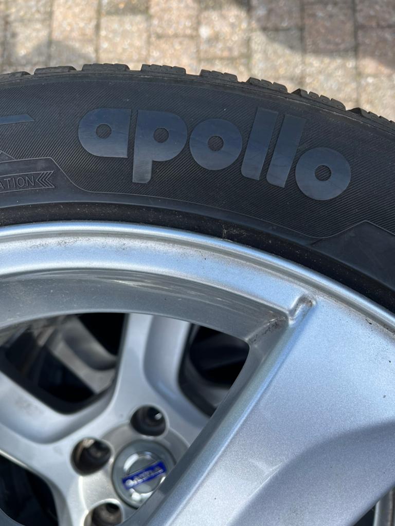 Autobanden Volvo, Ophalen, Zo goed als nieuw