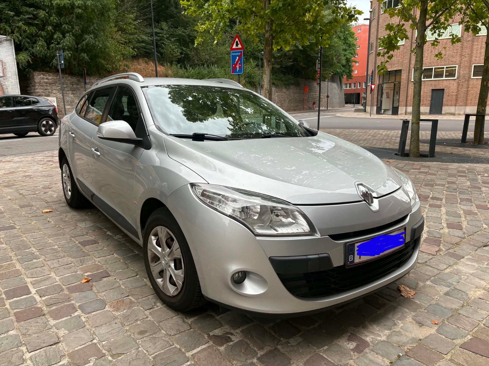 Renault Megane 08/2009 1.6 benzine Export, Auto's, Euro 5, Zwart, 5 deurs, Particulier