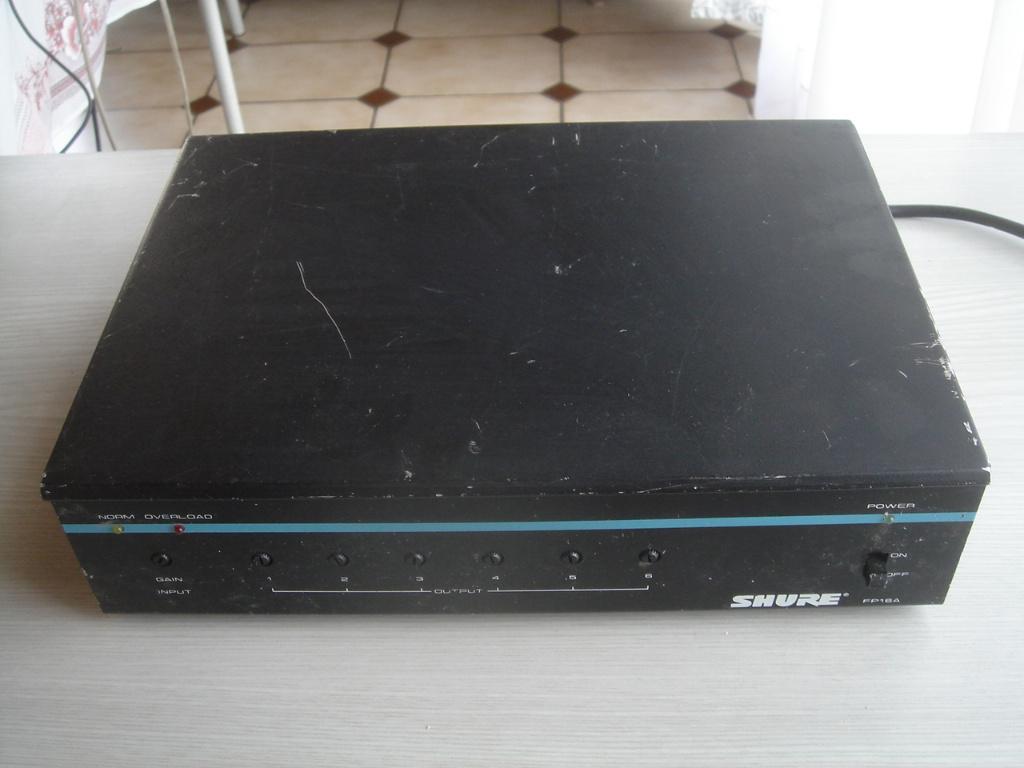 SHURE FP16A VERSTERKER MET LAGE RUISVERDELING, Ophalen, Gebruikt