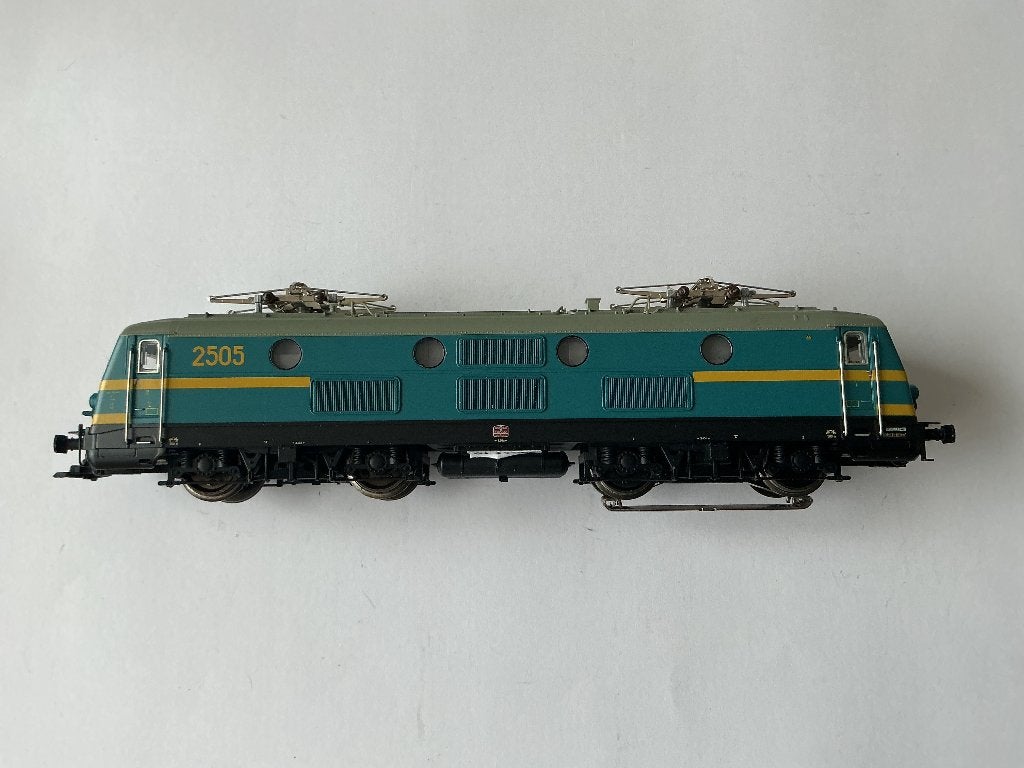Marklin 37232,10 NMBS 2505 - nieuw, Wisselstroom, Locomotief, Nieuw, Ophalen of Verzenden