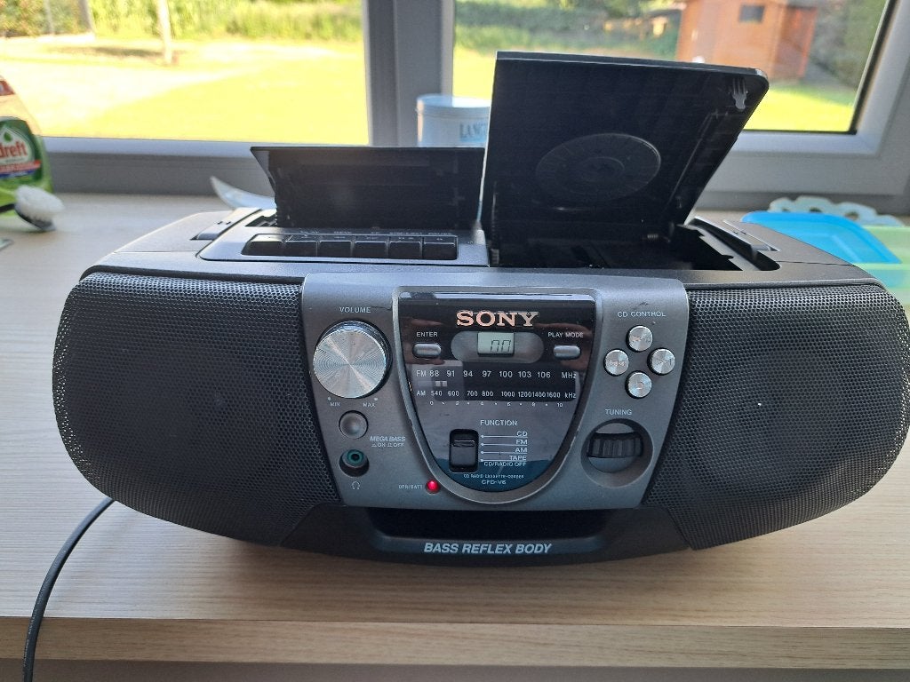cd radio cassette corder Sony  Portable CFD V6, Enlèvement ou Envoi, Haut-parleurs, Comme neuf, Sony