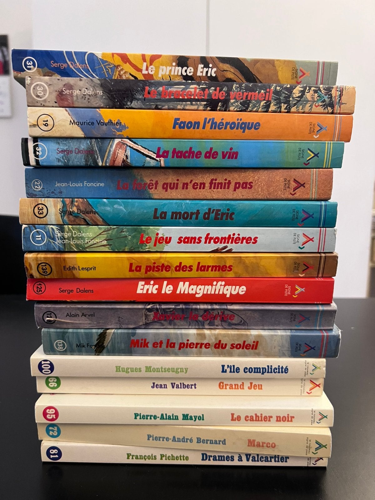 Collection Signes de Piste: 16 livres, Enlèvement, Utilisé, Belgique