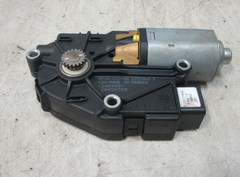 ACHTERKLEP ONTGRENDELING Ford Focus 2 C+C (1716633a), Auto-onderdelen, Gebruikt, Henry-Ford-Straße  1
50735  Köln, DE, Ford-Werke GmbH