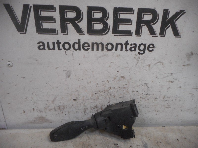 KNIPPERLICHTSCHAKELAAR Ford B-Max (JK8) (8a6t 13335 bc), Auto-onderdelen, Gebruikt, Henry-Ford-Straße  1
50735  Köln, DE, Ford-Werke GmbH