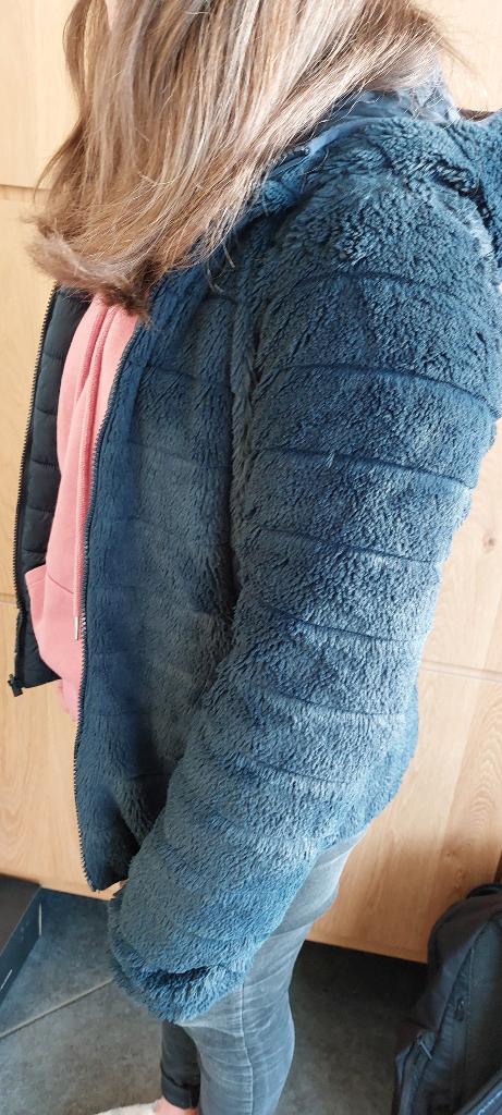 Donkerblauwe omkeerbare Teddy-jas (Mt. XS), Kleding | Dames, Jassen | Winter, Blauw, Ophalen of Verzenden, Zo goed als nieuw, Sora by Jbc
