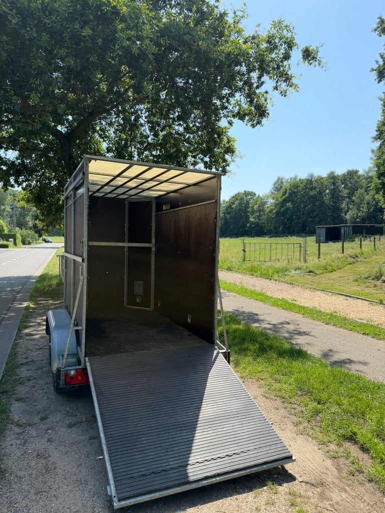 Gesloten aanhangwagen dubbelas 230x132x253 cm, Auto diversen, Ophalen, Zo goed als nieuw