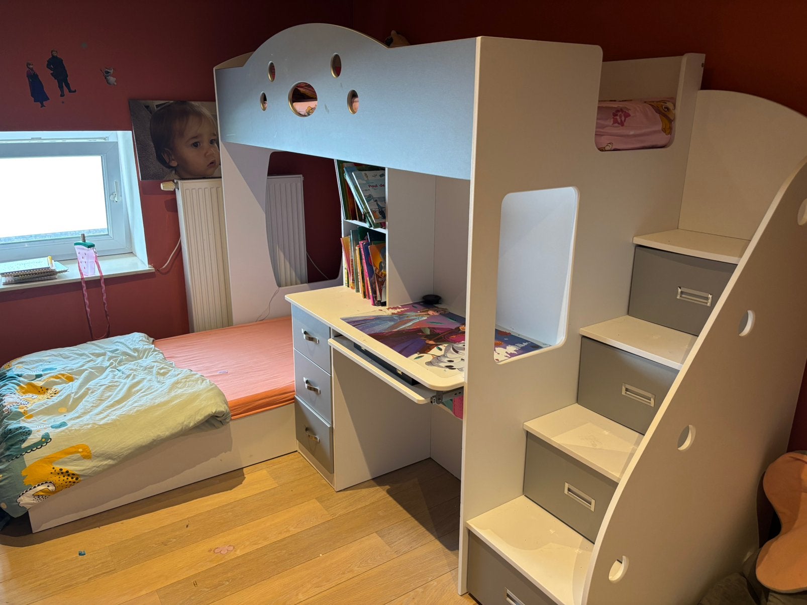 Hoogslaper met 2 bedden, Kinderen en Baby's, Kinderkamer | Stapelbedden en Hoogslapers, Ophalen, Zo goed als nieuw, Hoogslaper
