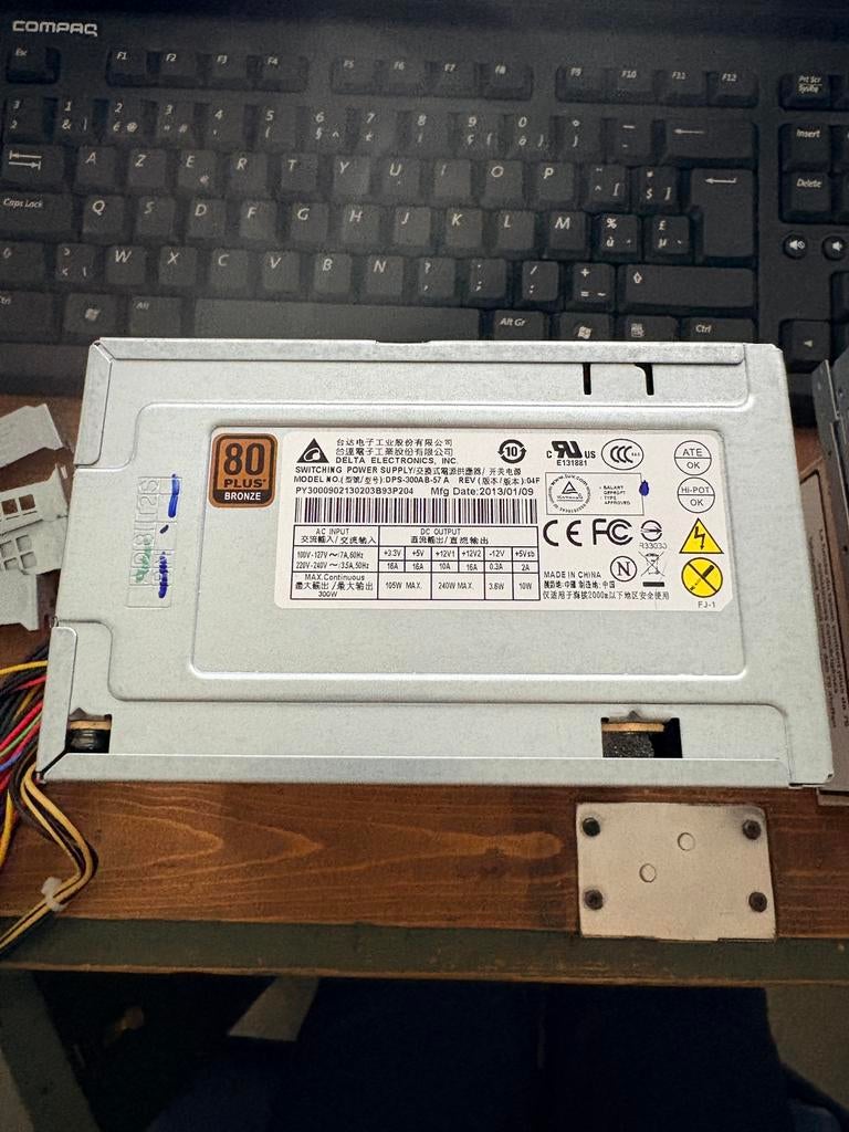 Pc voeding 300watt, Enlèvement, Comme neuf