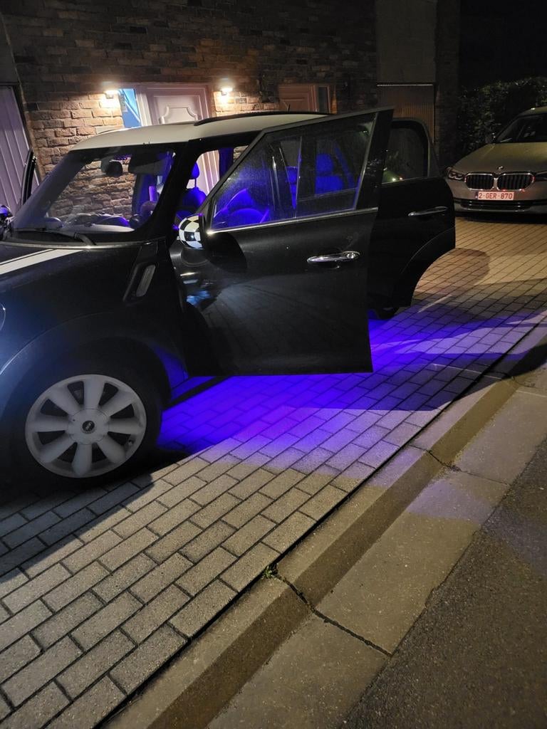 Si vous étes interessé numero de tel: 04 71 35 68 68., Autos, Cuir, Countryman, Boîte manuelle, Noir