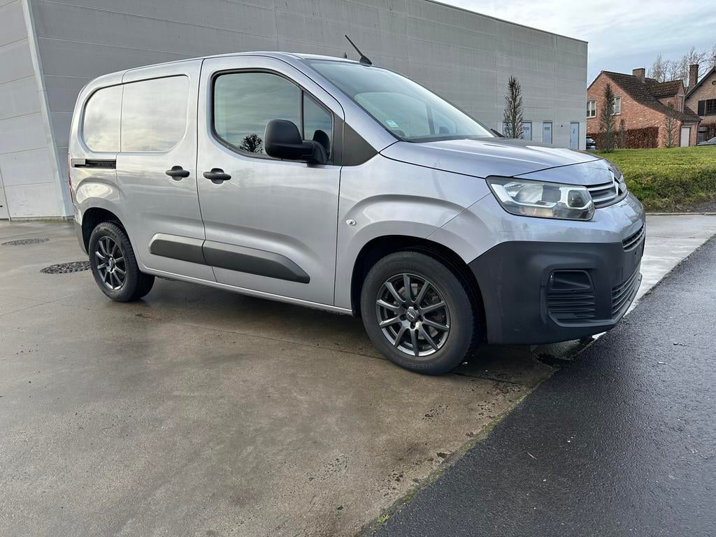 Citroën Berlingo 1.6hdi 100pk Euro 6b / Airco /Apple carpl, Auto's, Bestelwagens en Lichte vracht, Voorwielaandrijving, Stof, Citroën