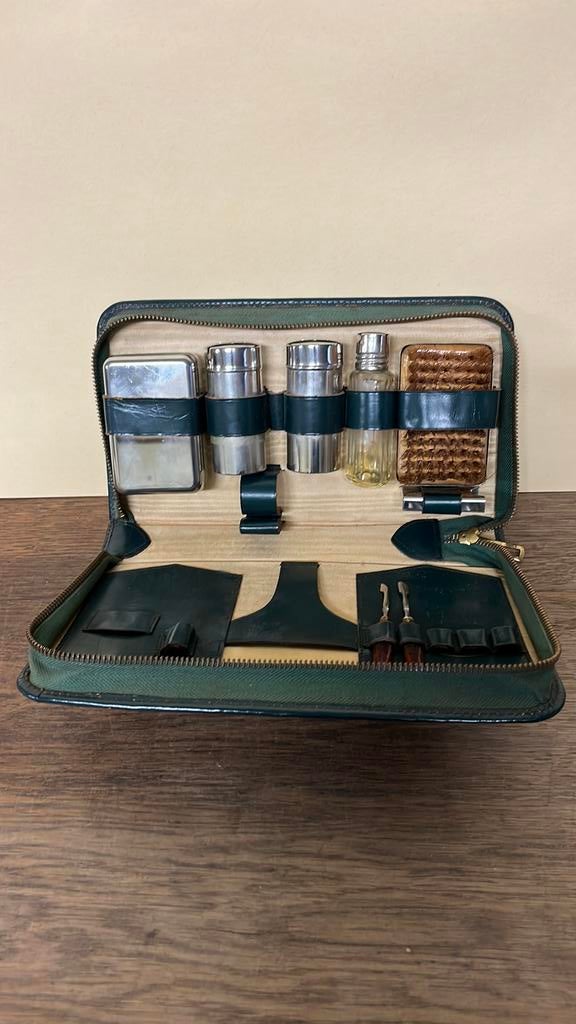 Toiletset antiek, Ophalen