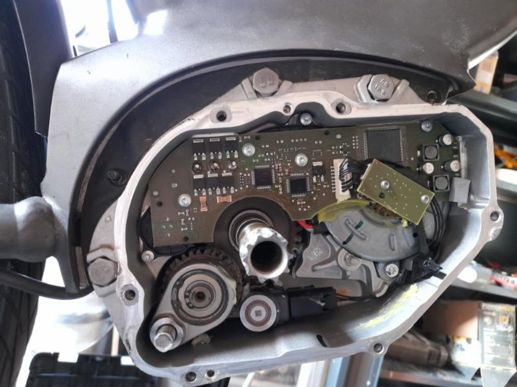 Bosch motoren, Fietsen en Brommers, Ophalen, Nieuw, Batavus