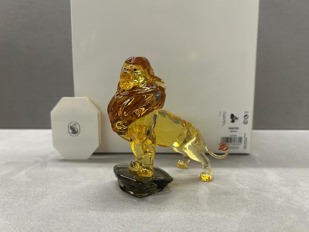 Swarovski Disney Lion King Mufasa, gekleurde uitgave., Enlèvement ou Envoi, Neuf, Figurine