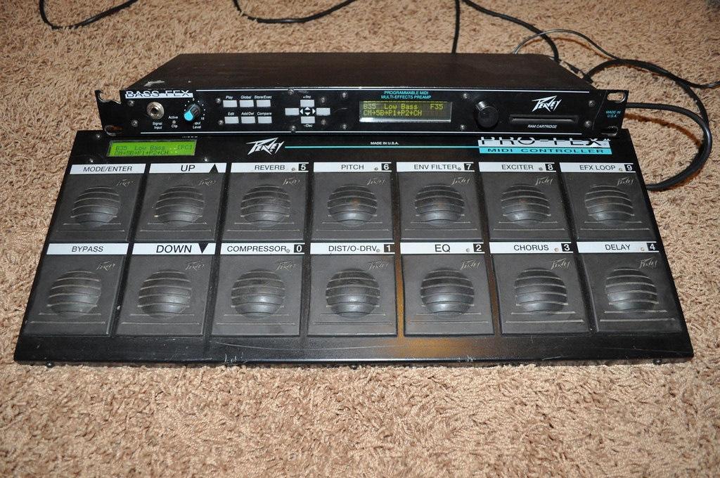 Processeur de basses Peavey Bass Fex + contrôleur de basses, Musique & Instruments, Enlèvement ou Envoi, Autres types