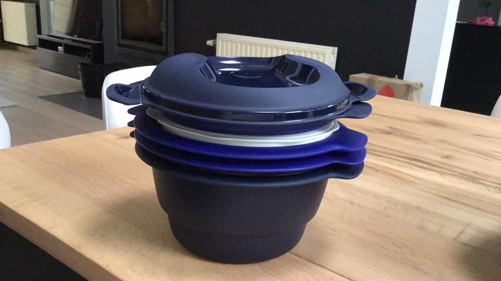Tupperware micro urban milenial, Maison & Meubles, Cuisine| Tupperware, Neuf, Enlèvement