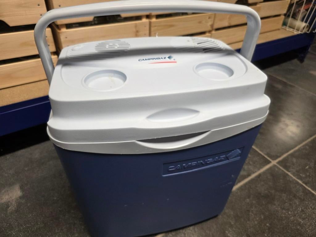 Campingaz koelbox 24 liter 12 volt, Caravans en Kamperen, Ophalen, Zo goed als nieuw, Koelbox
