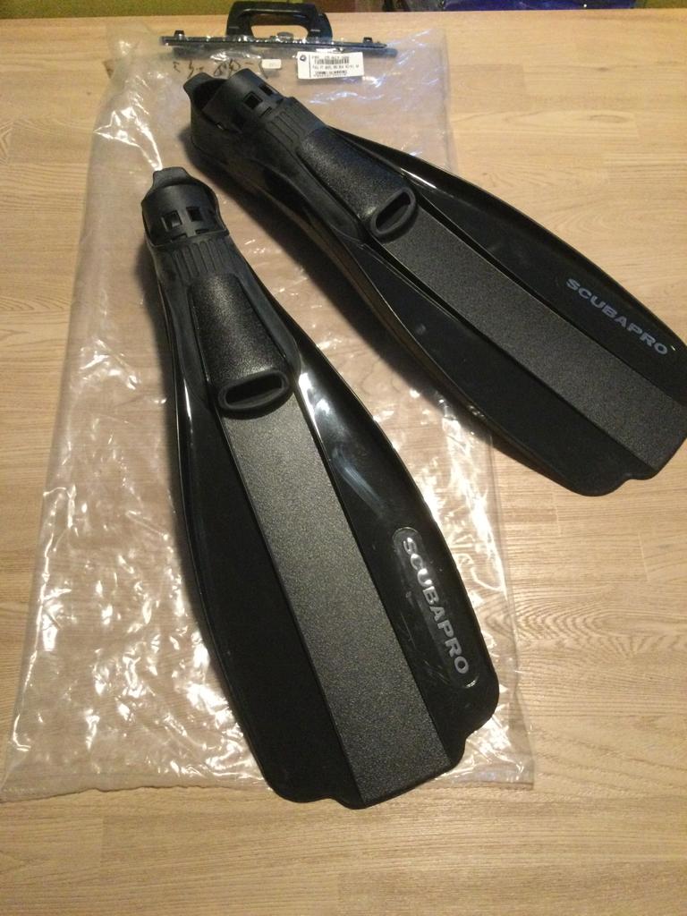 Uit Reststock : Scubapro Fins size 42/43 Nieuw, Watersport en Boten, Duiken, Ophalen of Verzenden, Nieuw, Zwem- of Duikvliezen