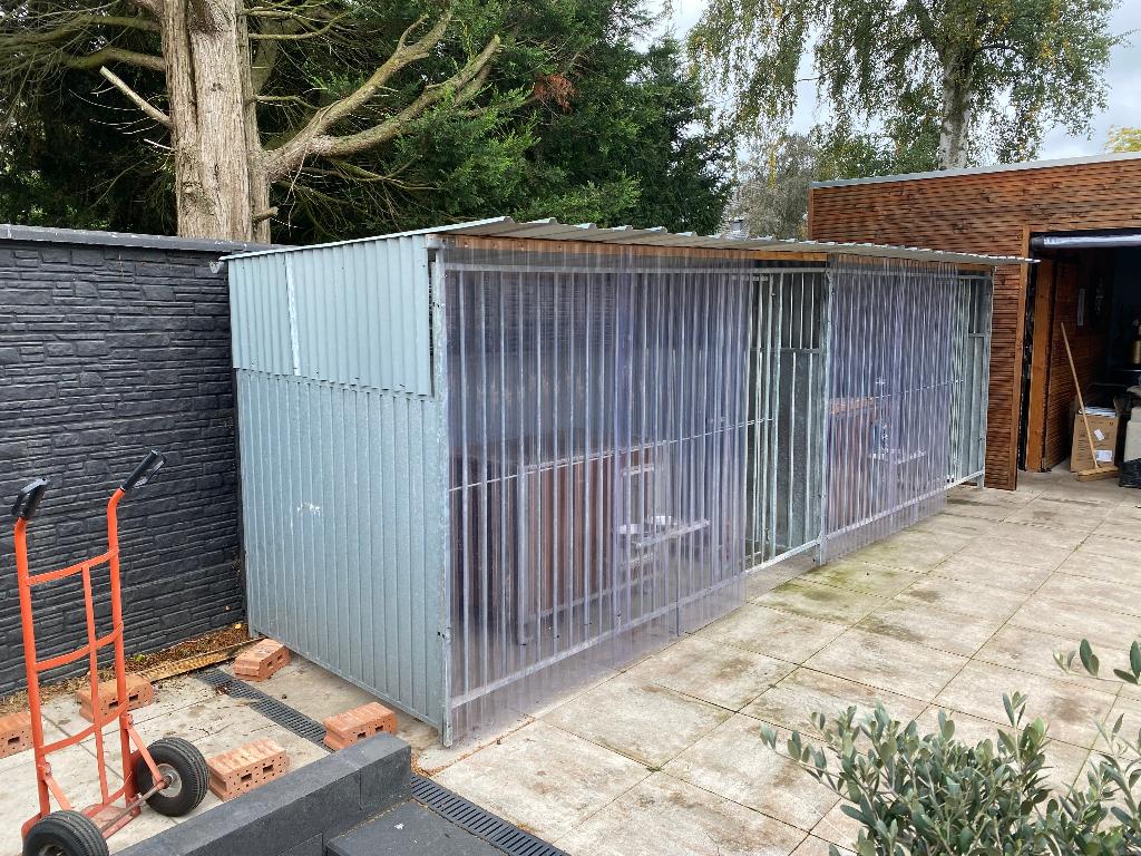 Hondenkennel, Animaux & Accessoires, Maisons pour chiens, Utilisé, Chenil chien, 100 cm ou plus, 110 cm ou plus, Enlèvement