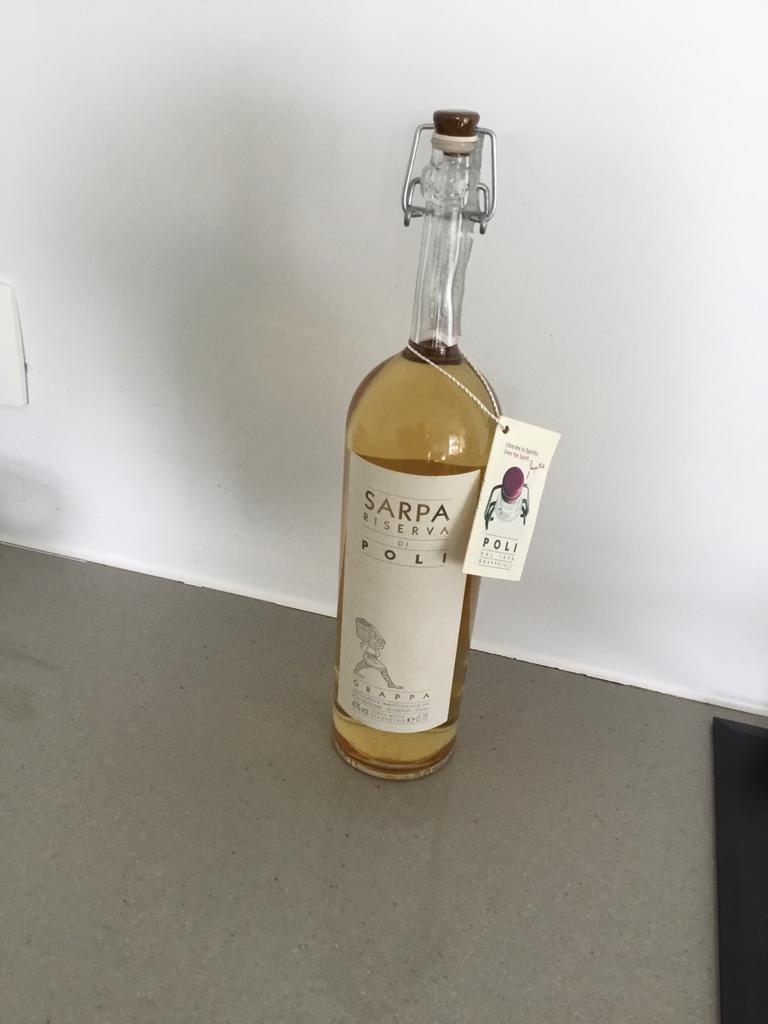 Grappa sarpa di Poli, Ophalen, Zo goed als nieuw, Vol