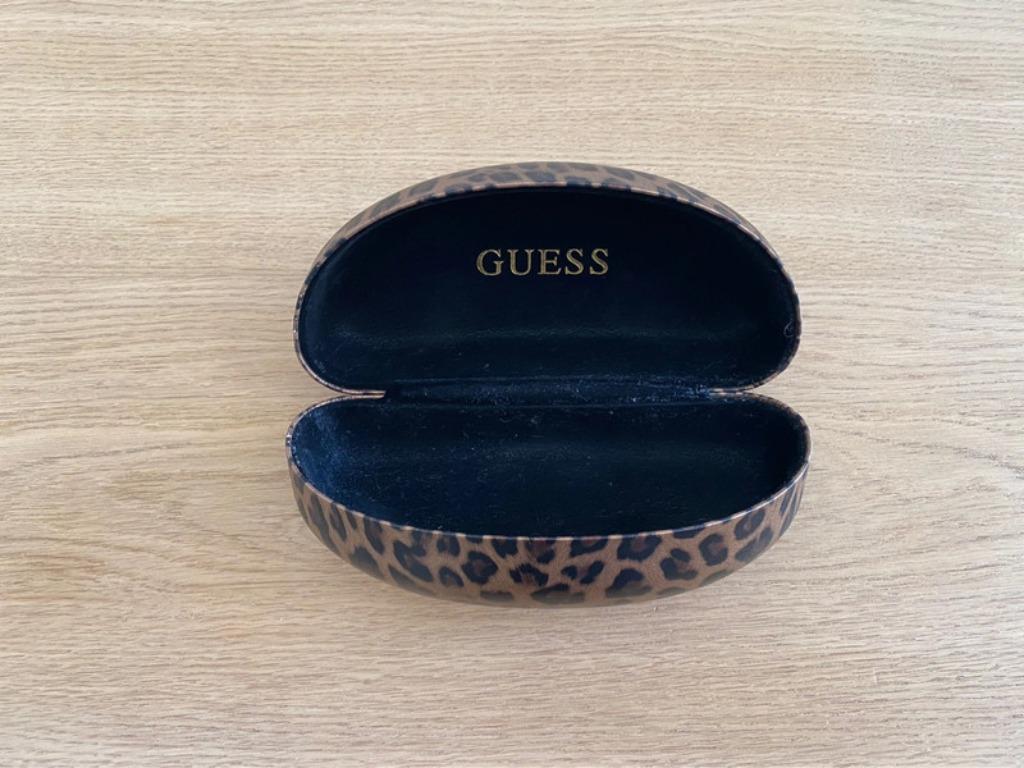 Etui lunette Guess, Enlèvement ou Envoi, Comme neuf, Autres couleurs, Autres marques