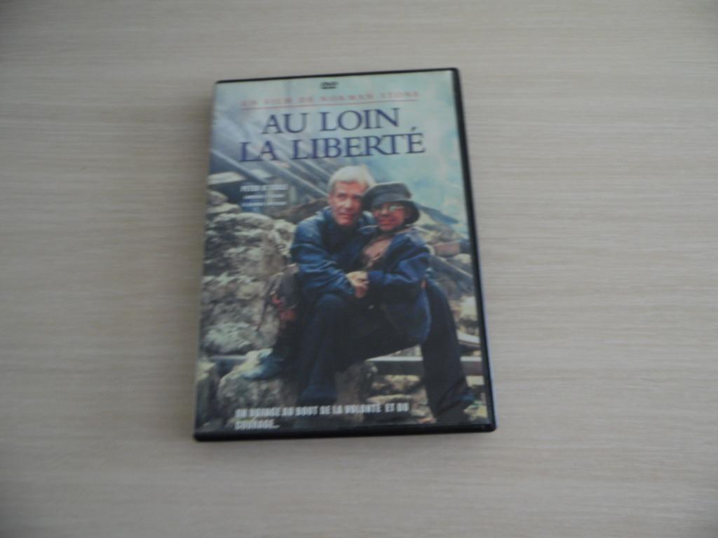 AU LOIN LA LIBERTÉ, Tous les âges, Enlèvement ou Envoi, Comme neuf, Drame