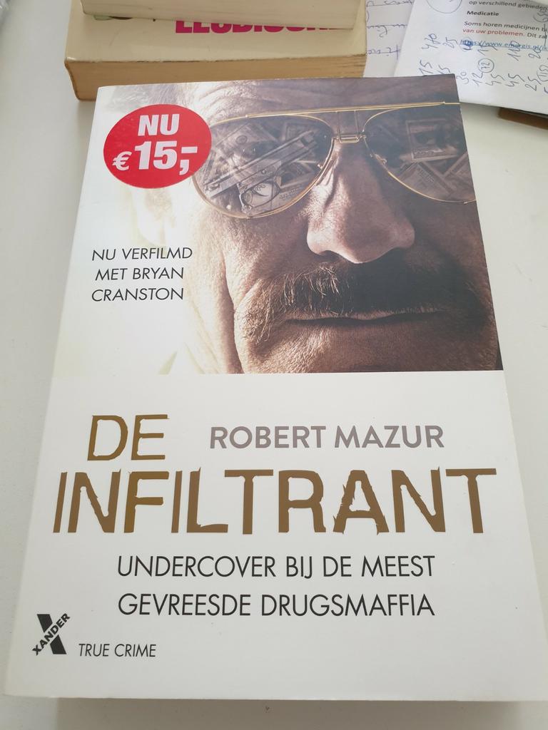 Robert Mazur - DE INFILTRANT undercover bij de drugsmaffia, Enlèvement ou Envoi, Comme neuf, Robert Mazur