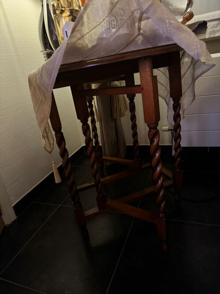 Tafel, Ophalen