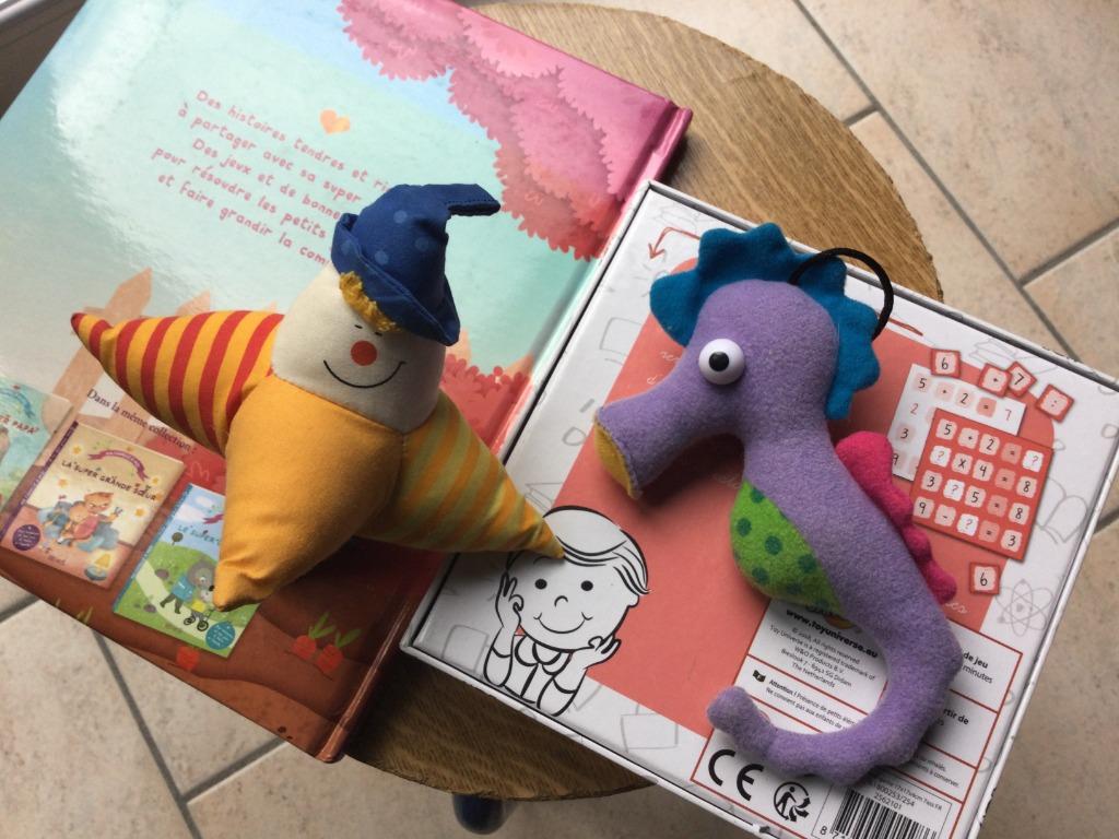 JEU"TOY UNIVERSE"LIVRE"FLEURUS"CLOWN-HYPPOCAMPE, Enlèvement ou Envoi