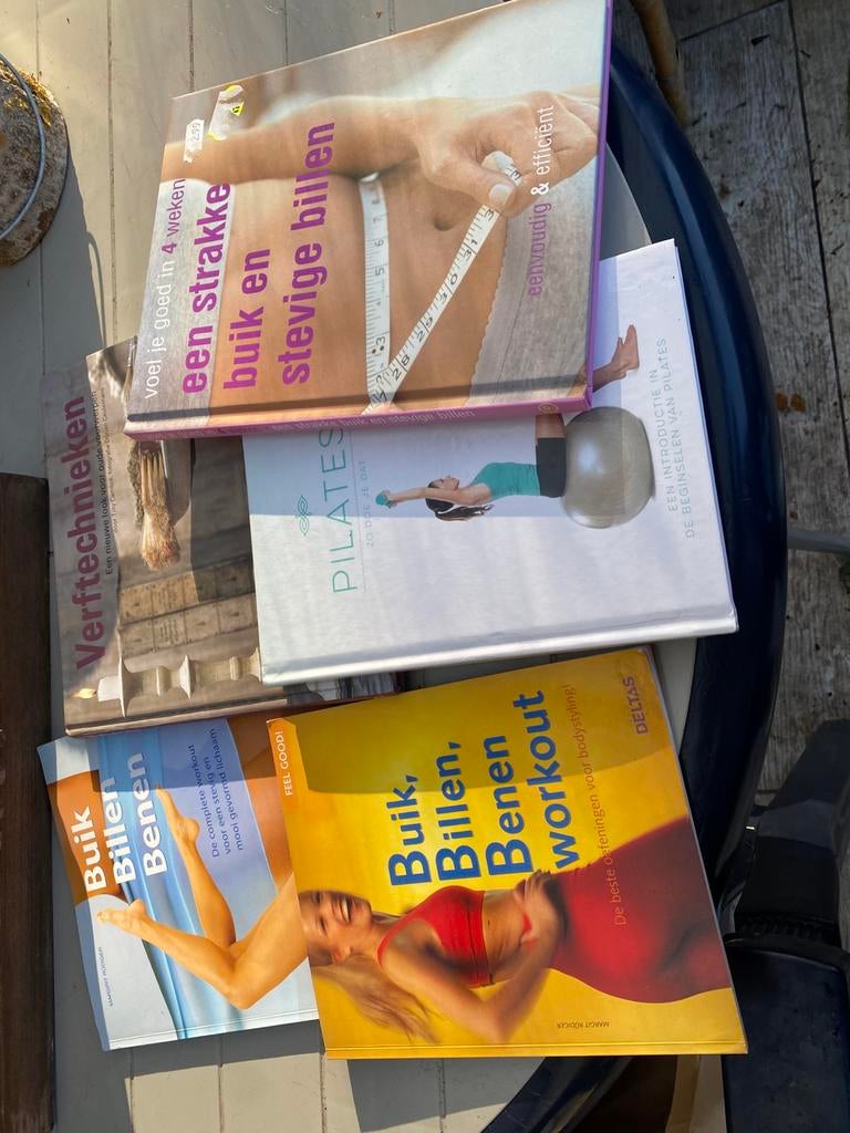 5 boeken , 1€ ‘t stuk, Boeken, Ophalen, Zo goed als nieuw