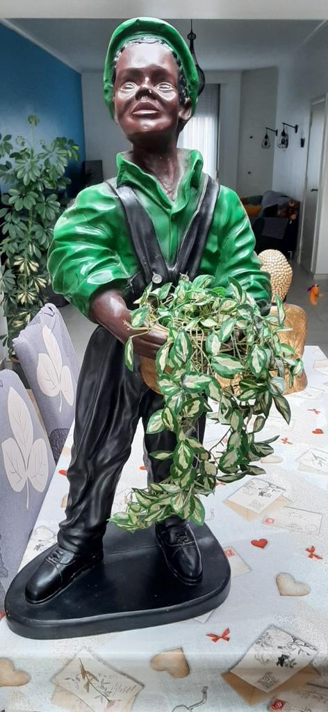 Statue décorative, Enlèvement