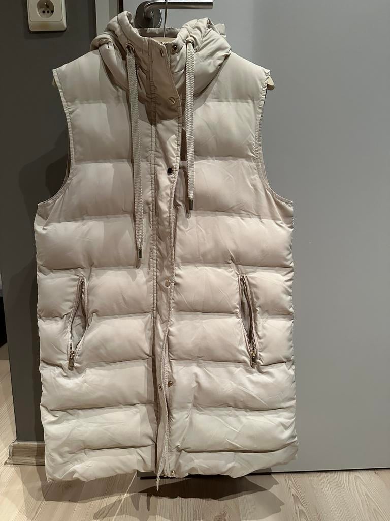 Te koop bodywarmer Zara, Kleding | Dames, Bodywarmers, Maat 38/40 (M), Overige kleuren, Zara, Ophalen of Verzenden