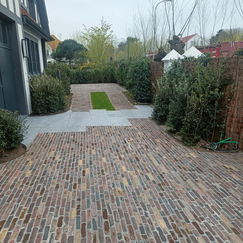 Oprit stenen vloer verharding en rijstrook grondwerken, Ophalen, Gebruikt, Beton, Overige typen
