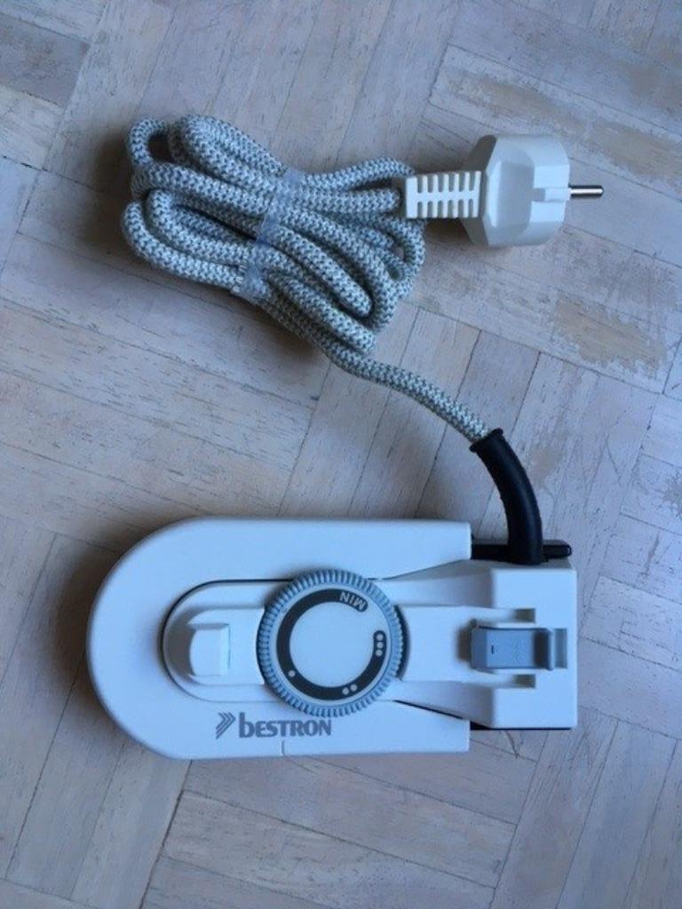 Reisstrijkijzer, Elektronische apparatuur, Ophalen, Nieuw, Strijkijzer met snoer