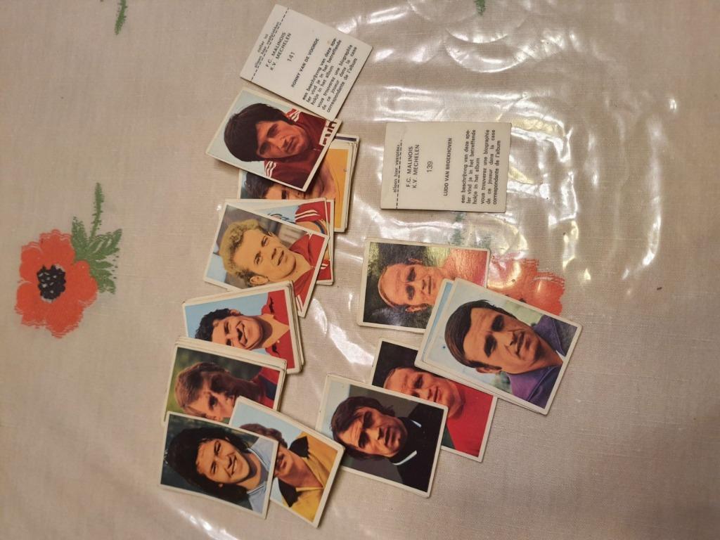 VANDERHOUT voetbalplaatjes 1973-'74, Verzamelen, Sportartikelen en Voetbal, Ophalen of Verzenden, Zo goed als nieuw, Poster, Plaatje of Sticker
