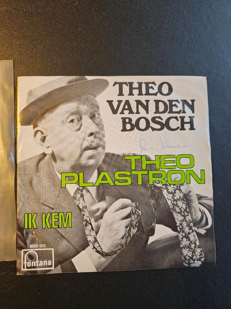 Theo Van den Bosch Theo Plastron/ Ik Kem, En néerlandais, Enlèvement ou Envoi, Single, Utilisé