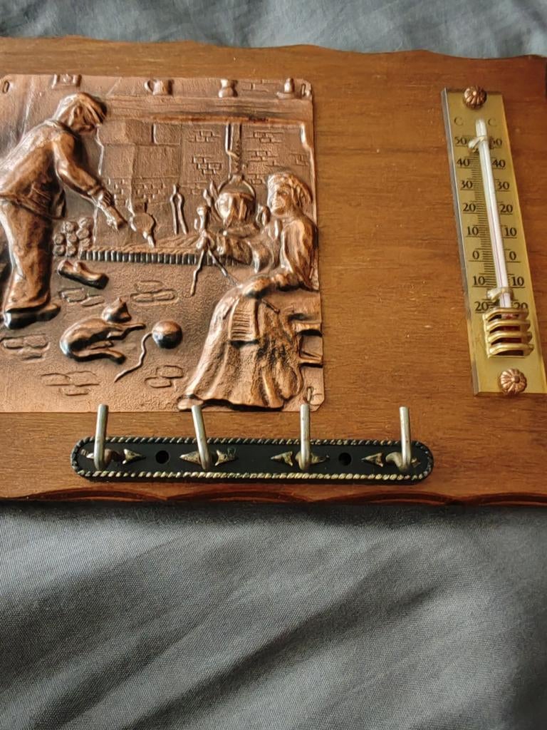 Vintage houten thermometer en sleutelhouder, Antiek en Kunst, Ophalen of Verzenden, Koper