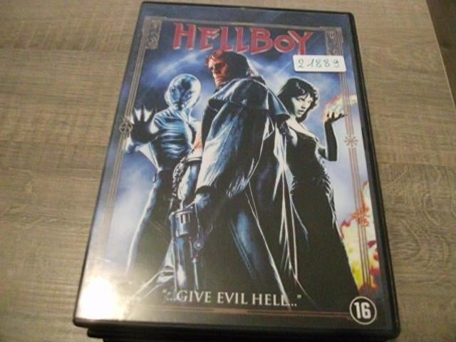 hellboy, Ophalen of Verzenden