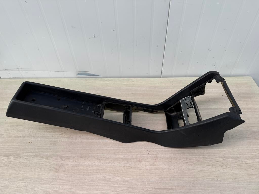 Middenconsole Mercedes W124, Enlèvement