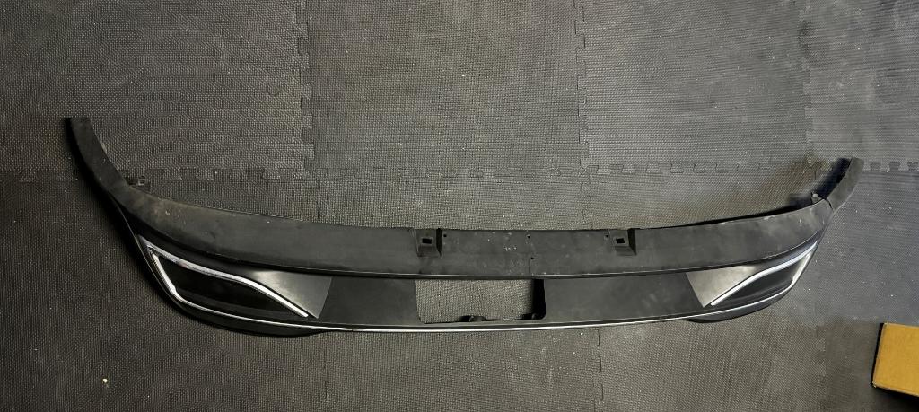 VW Golf 8 GTE bumper diffuser, Ophalen, Gebruikt, Bumper, Volkswagen