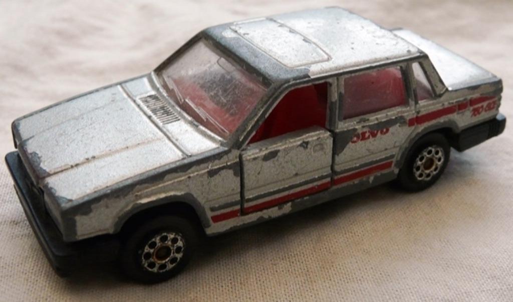 Modelauto Majorette 1:61 No.230 Volvo 760 GLE - Silver, 1986, Ophalen of Verzenden, Gebruikt, Auto