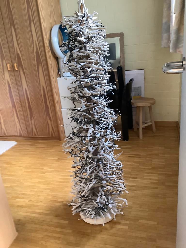Houten Kerstboom met verlichting en Decoratie, Diversen, Kerst, Ophalen, Zo goed als nieuw