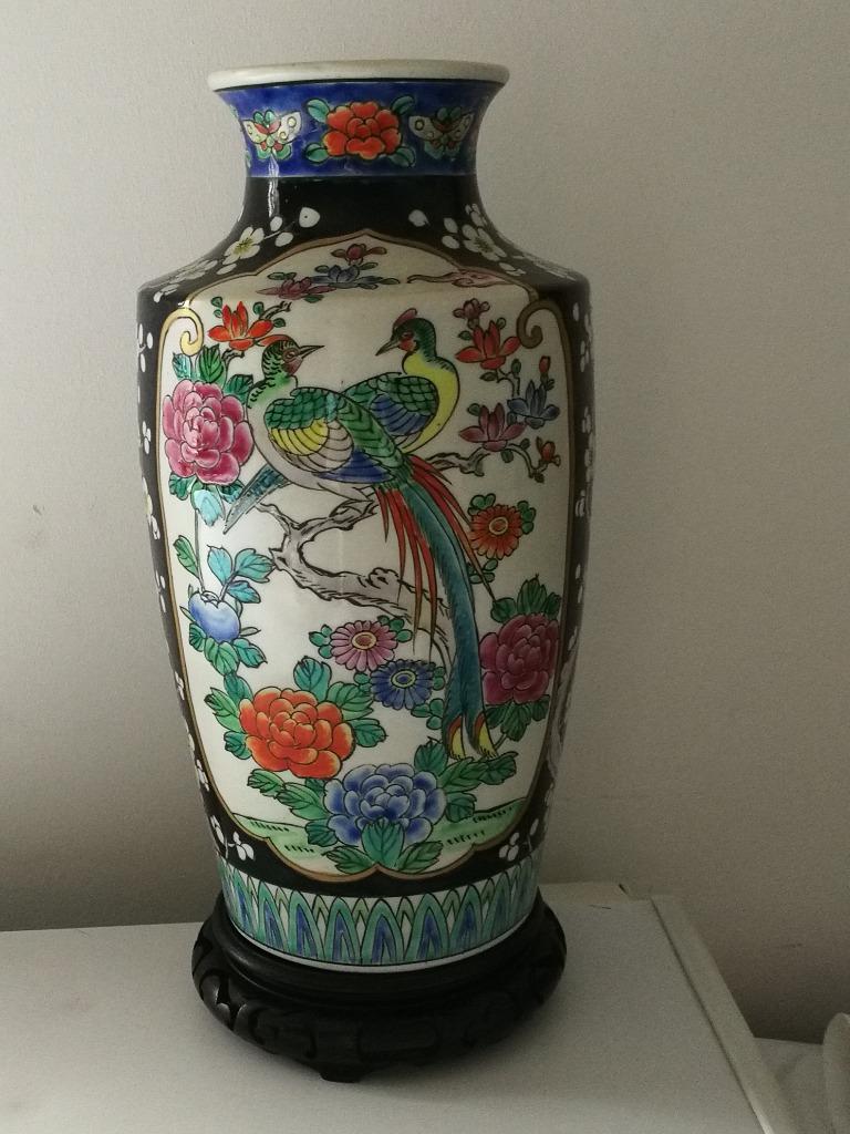 Un très beau ancien vase japonaise en porcelaine, Enlèvement
