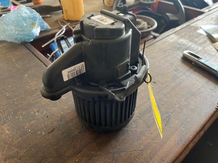Moteur de ventilation chauffage d'un Renault Captur, Renault, -, 3 mois de garantie, Utilisé