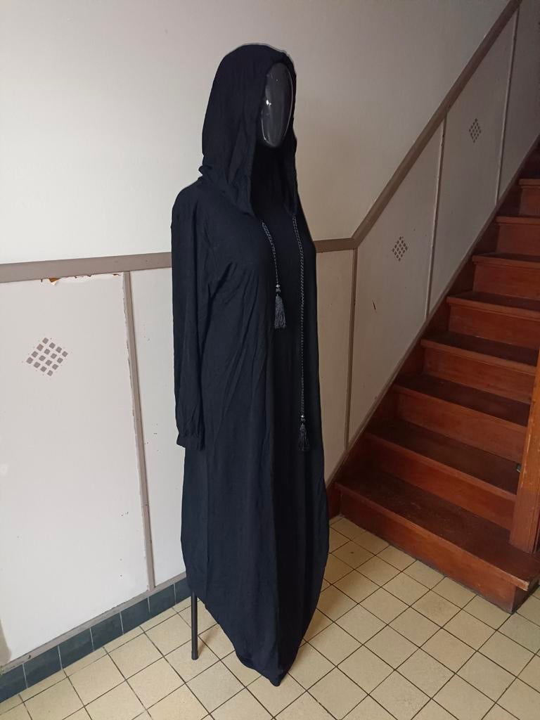 Abaya met hijab aan en kap 44/46, Kleding | Dames, Ophalen of Verzenden, Nieuw